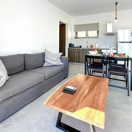 Holiday home Evoikon *